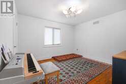 212 19TH AVENUE Richmond Hill