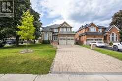 212 19TH AVENUE Richmond Hill