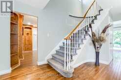 453 MAPLEGROVE DRIVE Bradford/West Gwillimbury 