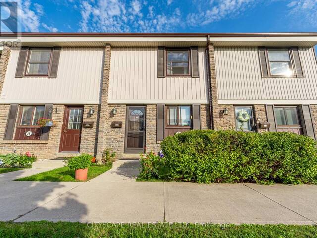 24 - 2779 GANANOQUE DRIVE Mississauga  Ontario