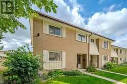 D8 - 527 WOODLAWN ROAD E Guelph 