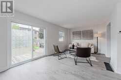 D8 - 527 WOODLAWN ROAD E Guelph 