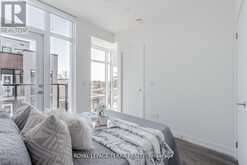 66 - 861 SHEPPARD AVENUE W Toronto