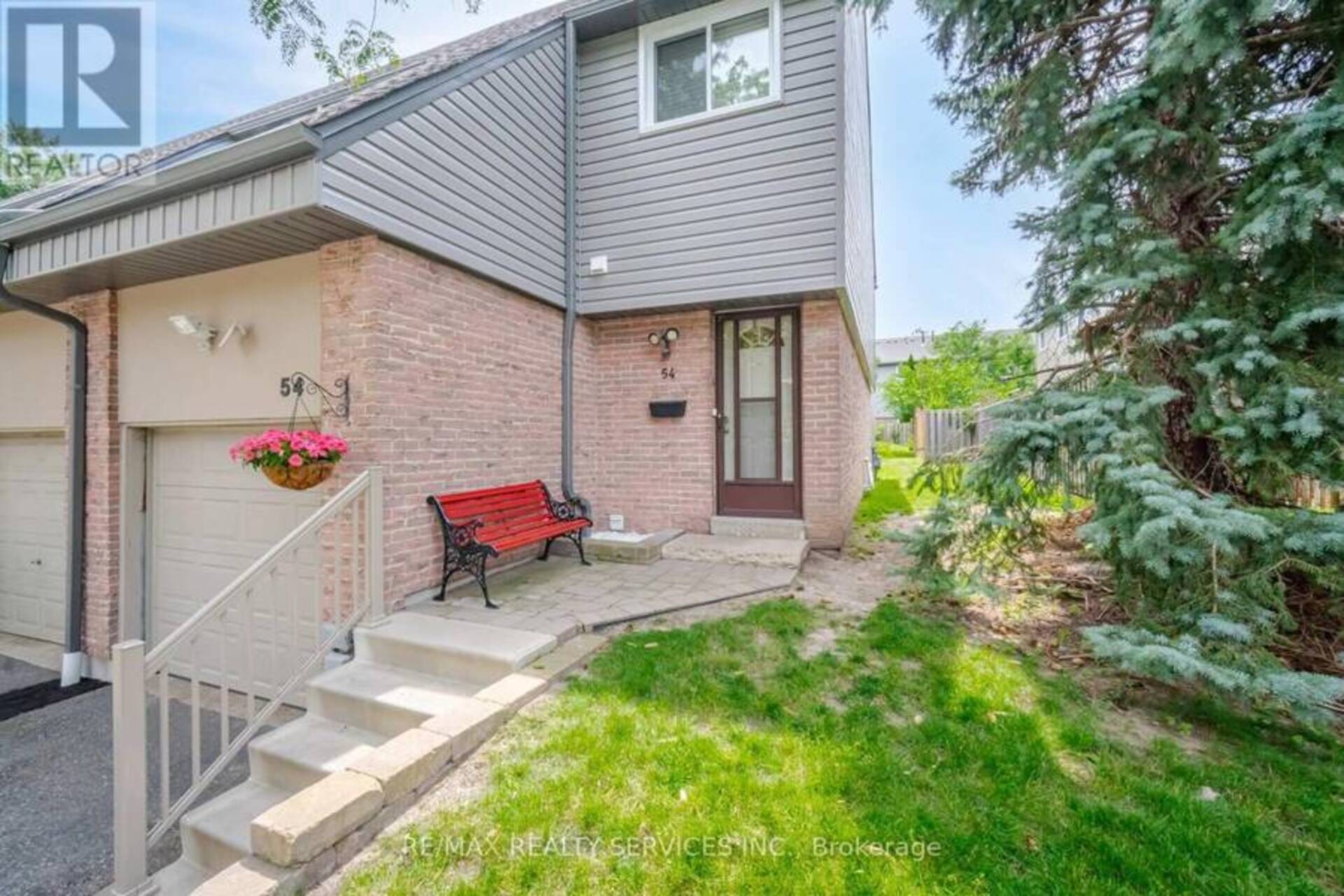 54 TARA PARK CRESCENT Brampton