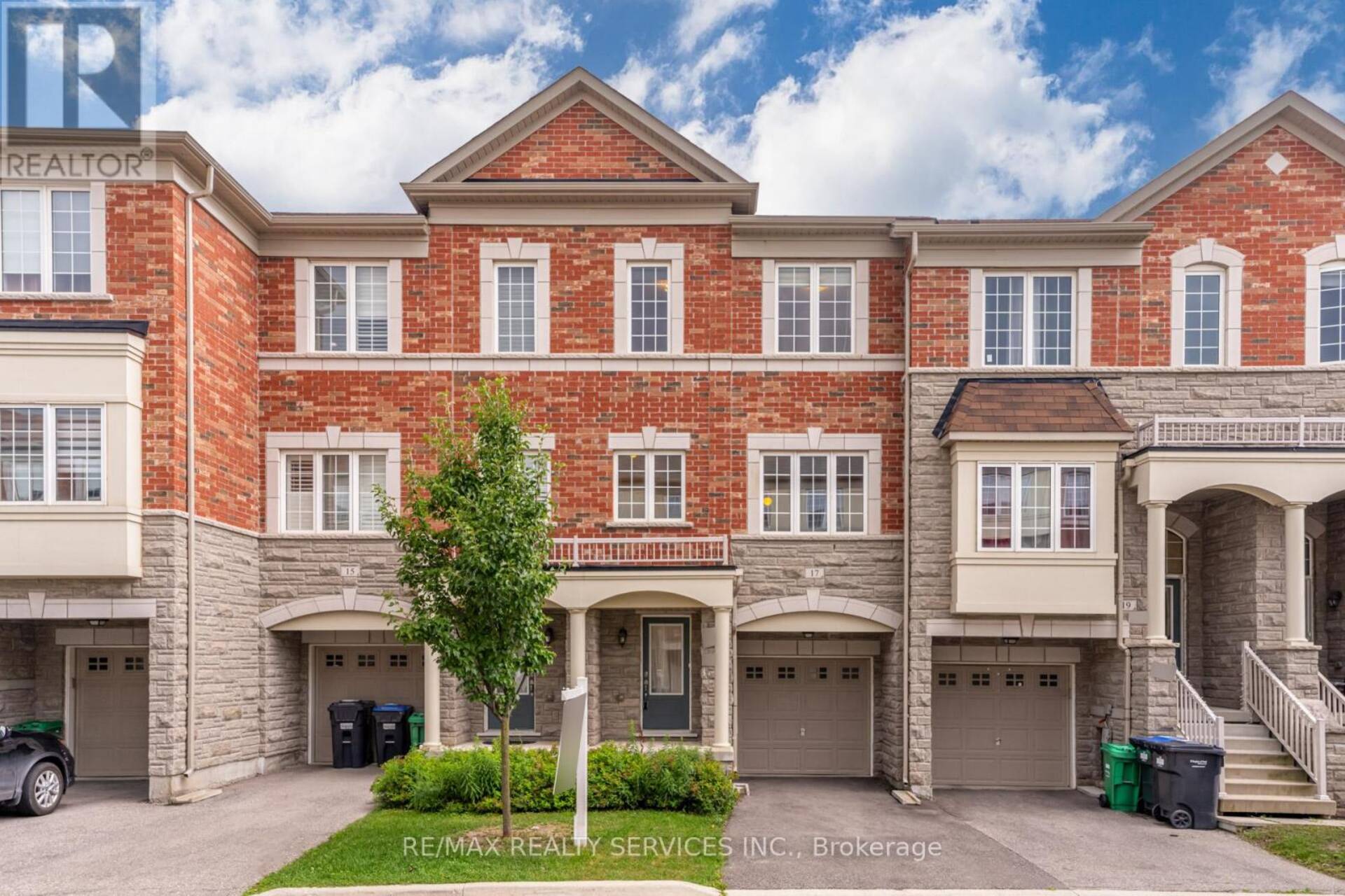 17 ASPEN HILLS RD Brampton