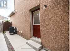 34 FEATHER REED WAY Brampton