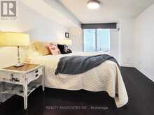 1815 - 18 PARKVIEW AVENUE Toronto