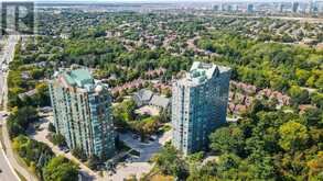 404 - 2177 BURNHAMTHORPE ROAD W Mississauga 