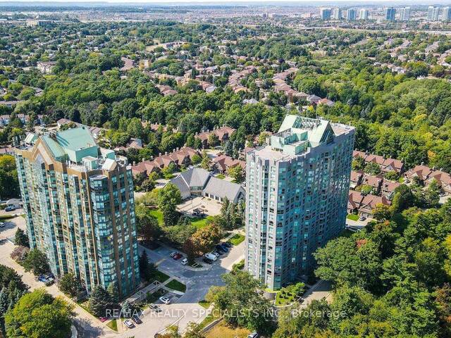 404 - 2177 BURNHAMTHORPE ROAD W Mississauga  Ontario