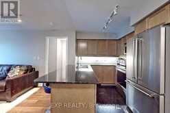 1111 - 736 SPADINA AVENUE Toronto