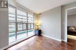 1111 - 736 SPADINA AVENUE Toronto