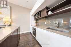 421 - 111 ST CLAIR AVENUE W Toronto