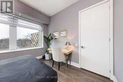 421 - 111 ST CLAIR AVENUE W Toronto