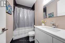 421 - 111 ST CLAIR AVENUE W Toronto