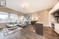 421 - 111 ST CLAIR AVENUE W Toronto