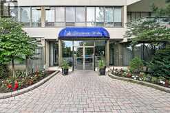 1118 - 3 GREYSTONE WALK DRIVE W Toronto