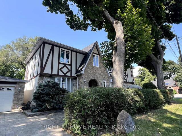 186 ROYALAVON CRESCENT Toronto Ontario