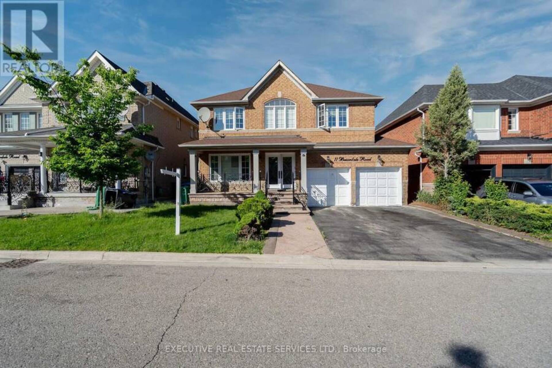 11 BRIARDALE ROAD Brampton 