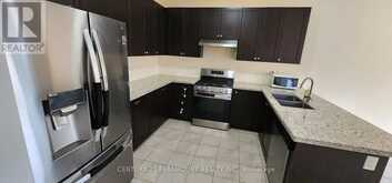 UPPER - 981 BLACK CHERRY DRIVE Oshawa 