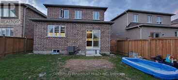 UPPER - 981 BLACK CHERRY DRIVE Oshawa 