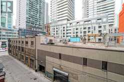 401 - 270 WELLINGTON STREET W Toronto