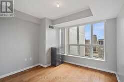 1602 - 909 BAY STREET Toronto