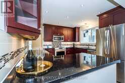 72 SIR RAYMOND DRIVE Toronto 