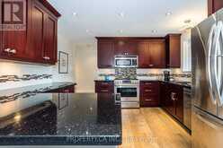 72 SIR RAYMOND DRIVE Toronto 