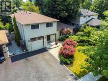 72 SIR RAYMOND DRIVE Toronto 