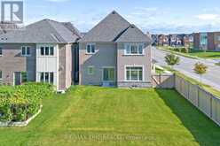 1 KENNETH ROSS BEND East Gwillimbury 