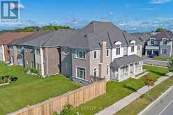 1 KENNETH ROSS BEND East Gwillimbury