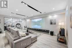 1503 PEMBROKE DRIVE Oakville 