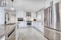 1 HILLAVON DRIVE S Toronto