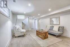 1 HILLAVON DRIVE S Toronto