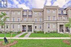 9392 BAYVIEW AVENUE Richmond Hill 