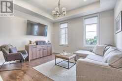 9392 BAYVIEW AVENUE Richmond Hill 