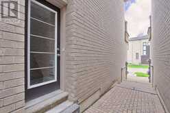 9392 BAYVIEW AVENUE Richmond Hill