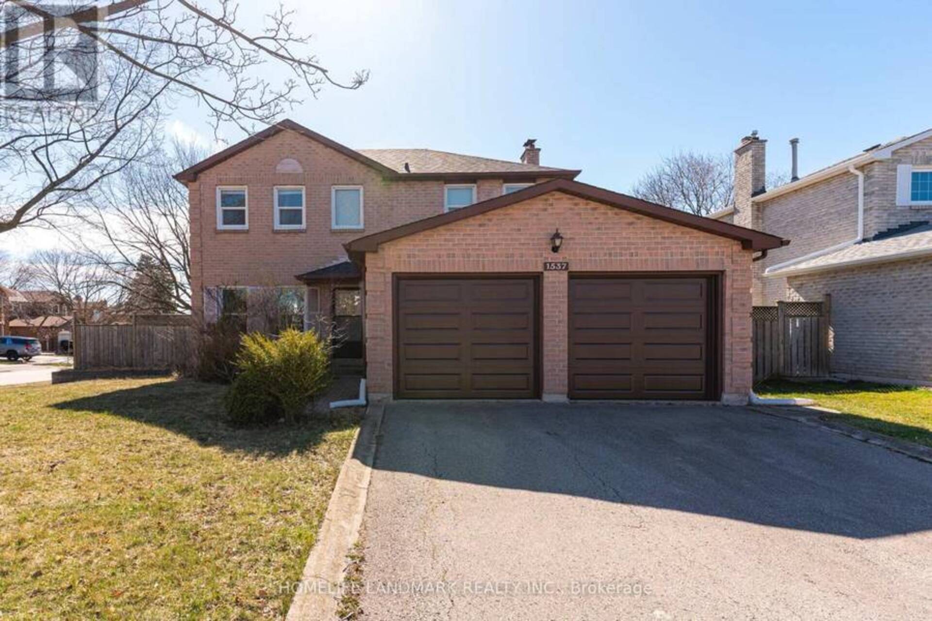 1537 QUEENSBURY CRESCENT Oakville 