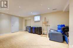 1537 QUEENSBURY CRESCENT Oakville 