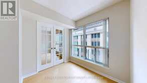 810 - 7 CARLTON STREET Toronto