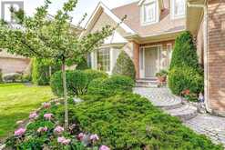 1301 MAPLERIDGE CRESCENT Oakville