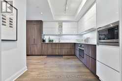 407 - 151 AVENUE ROAD Toronto