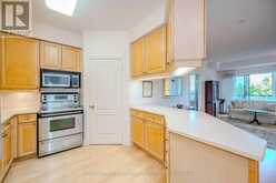 705 - 1 LOMOND DRIVE Toronto 