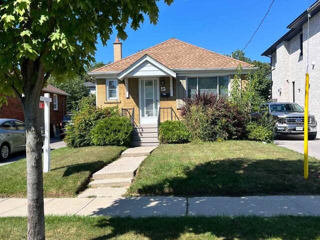 26 EDGECROFT ROAD Toronto Ontario