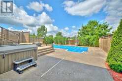 6254 SHAPTON CRESCENT Niagara Falls