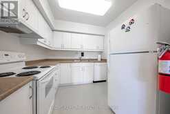 208 - 333 LAFONTAINE ROAD W Tiny