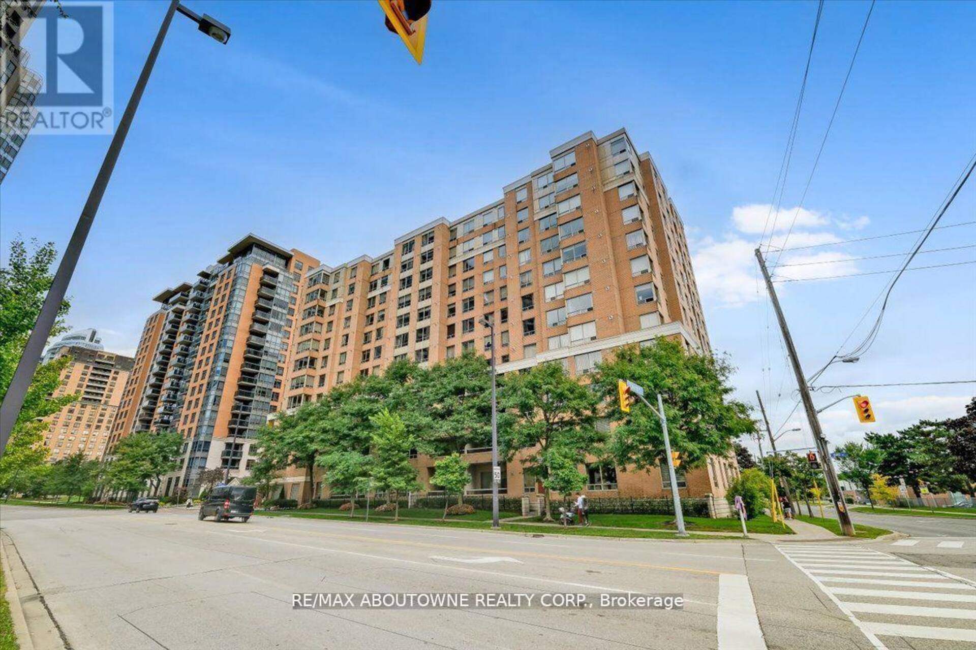 817 - 88 GRANDVIEW WAY Toronto