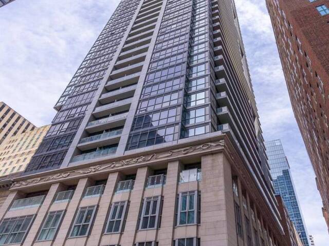 3915 - 70 TEMPERANCE STREET Toronto Ontario