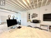 2ND FL - 689 ST CLAIR AVENUE W Toronto