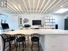 2ND FL - 689 ST CLAIR AVENUE W Toronto